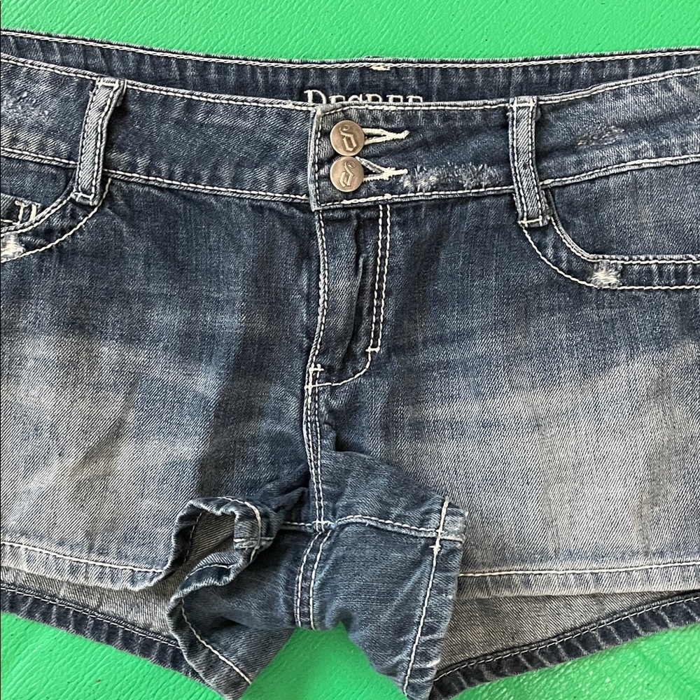 💥NEW ITEM💥 Decree Dark Blue Jean Shorts